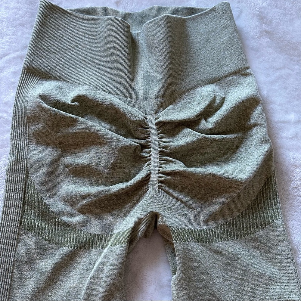 Multi-Color Athletic Shorts Set - Picture 4 of 7